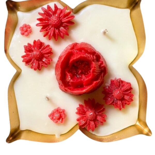 Royal Red Urli